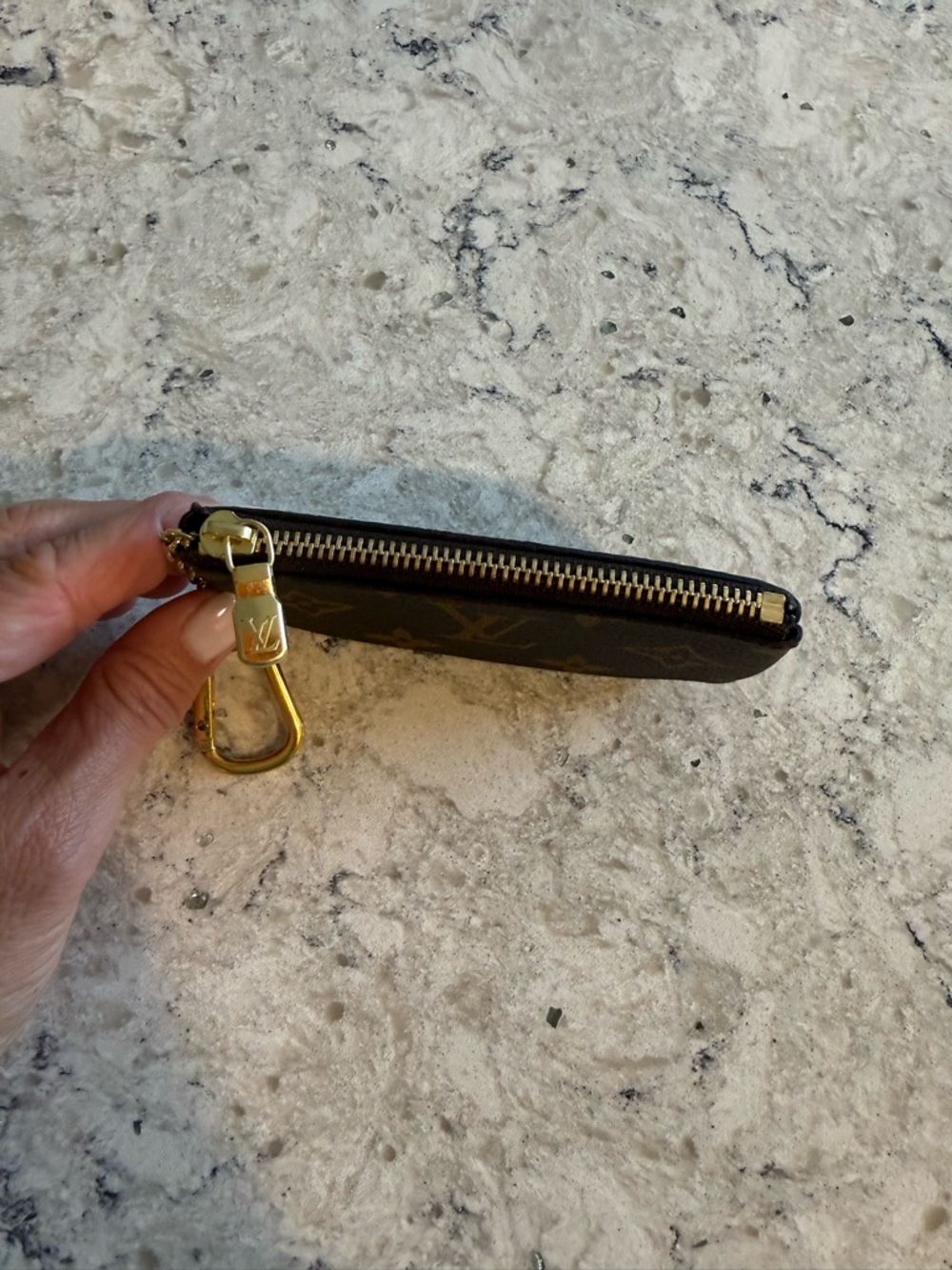 Louis Vuitton Brown Monogram Key & Card Holder with Gold Hardware - Picture 6 of 7